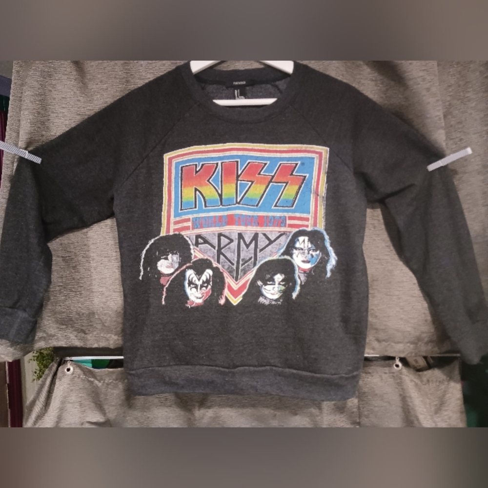 KISS Army World Tour 1979 sweatshirt by Forever 21, size Small